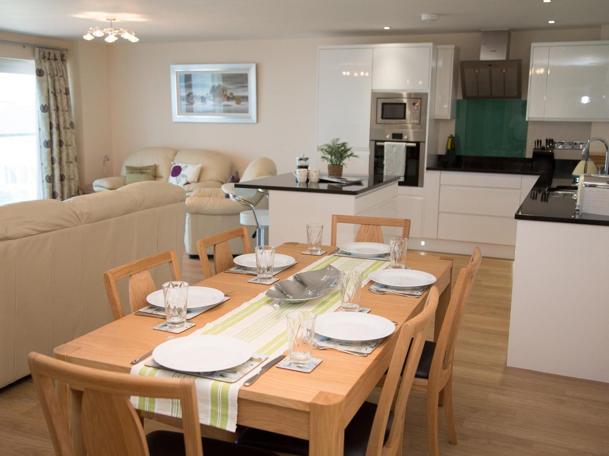 Apartment 11 - Latitude 51 Westward Ho!  Bagian luar foto